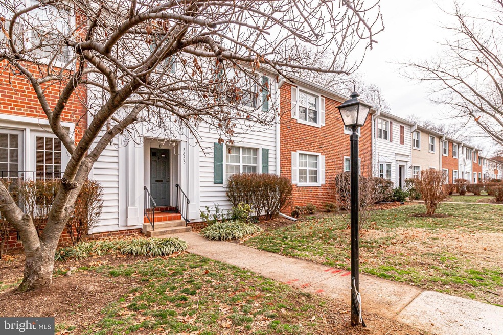 2825 D S Wakefield St unit D, Arlington, VA 22206 - photo 1