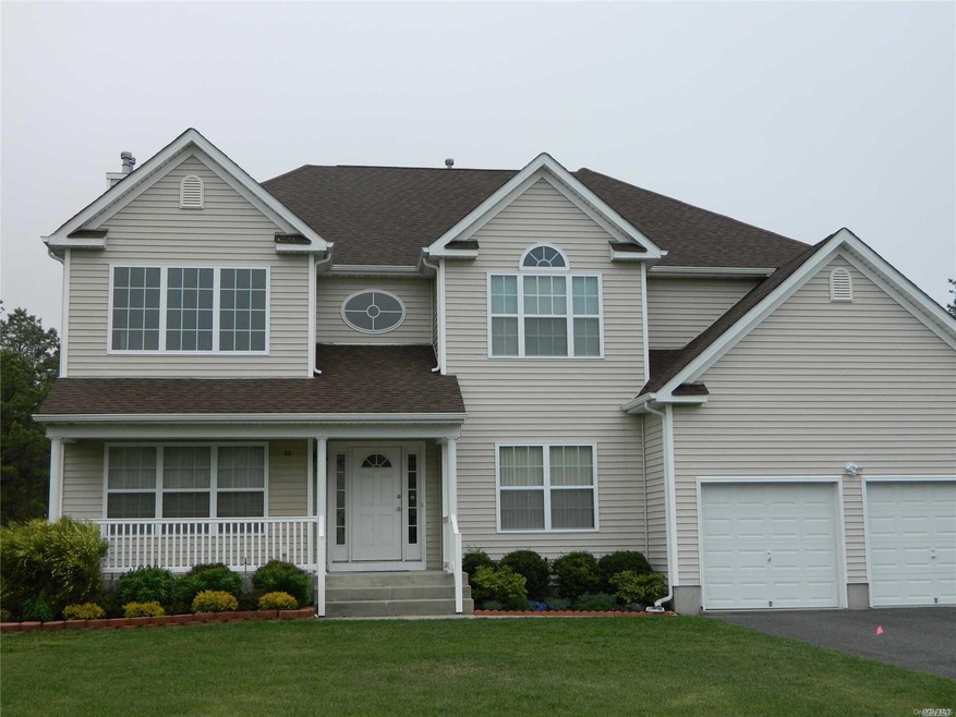 33 Audobon St, Medford, NY 11763 - photo 1