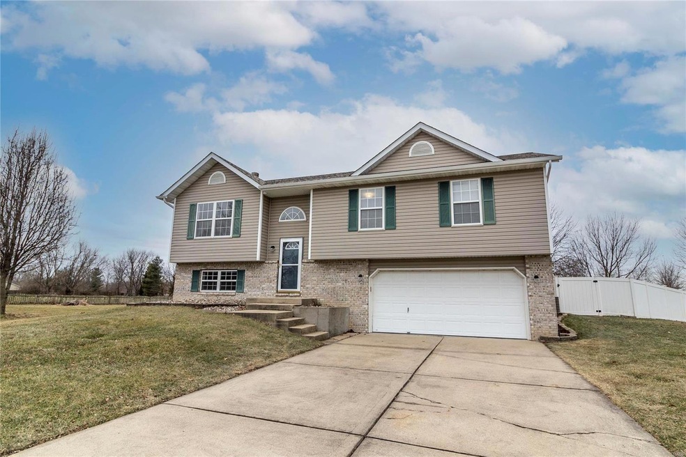 9 Leone Ct, Maryville, IL 62062 - photo 1