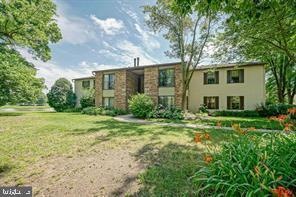48B Sumac Ct unit 48B, Mount Laurel, NJ 08054 - photo 1