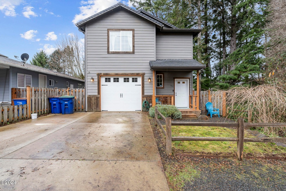 535 SE Port Ave, Lincoln City, OR 97367 - photo 1