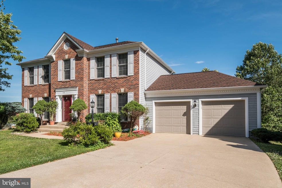 11201 Minstrel Tune Dr, Germantown, MD 20876 - photo 1