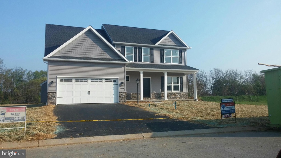 2335 Austin Ave, Chambersburg, PA 17202 - photo 1