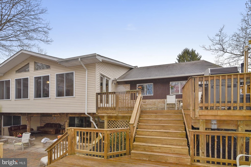 7526 Cherry Tree Dr, Fulton, MD 20759 - photo 1