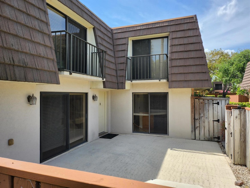 1810 18th Ct, Jupiter, FL 33477 - photo 1