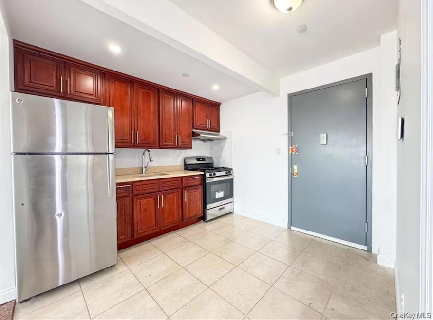 70-26 Queens Blvd unit 5F, Woodside, NY 11377 - photo 1