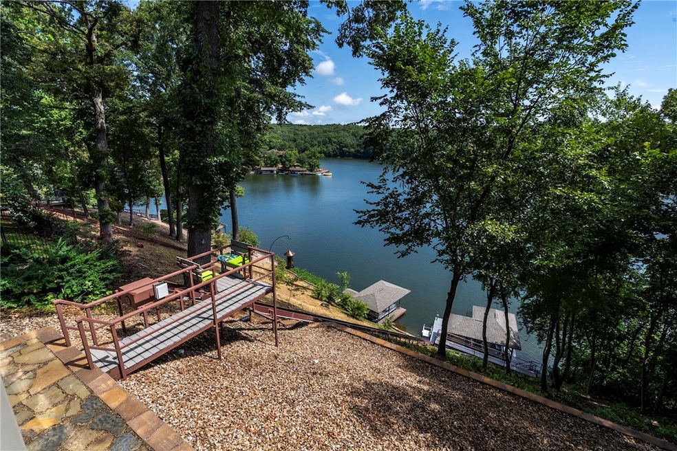 2 Pithlochry Cir, Bella Vista, AR 72715 - photo 1