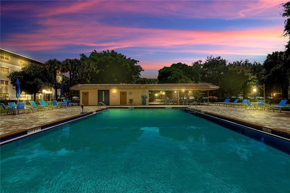 Twilight at your pool!!!