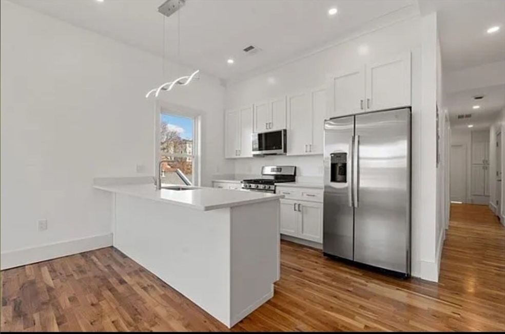 120 Regent St unit 4, Roxbury, MA 02119 - photo 1