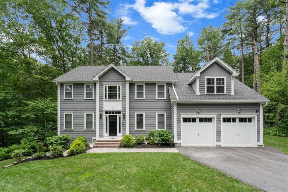 42 W Elm St, Hopkinton, MA 01748 - photo 1