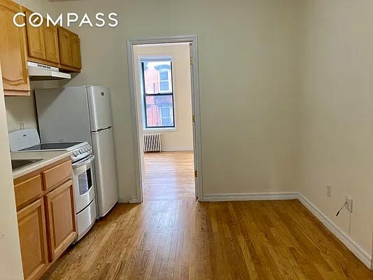176 Ludlow St unit 3-B, New York, NY 10002 - photo 1
