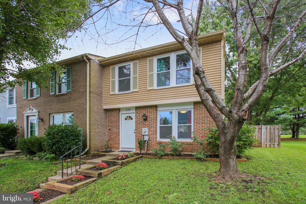 120 Savannah Ct, Walkersville, MD 21793 - photo 1