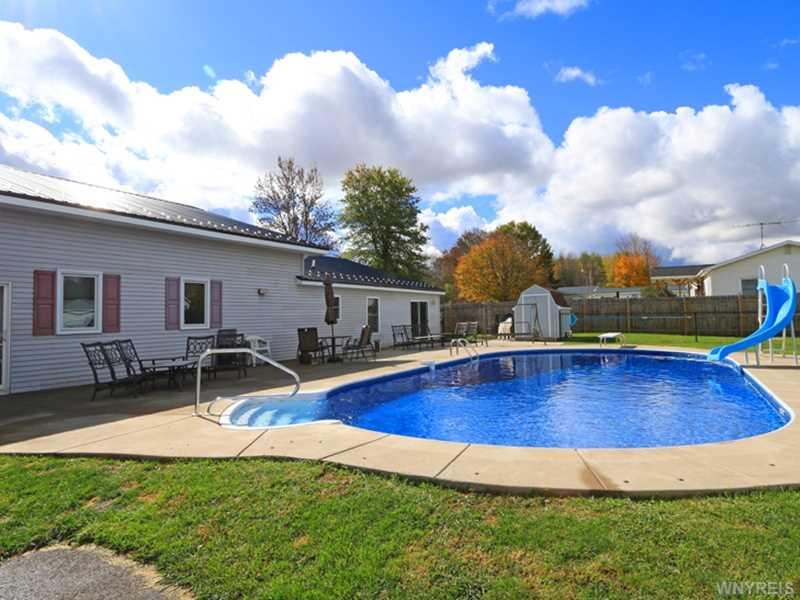Swimming Pool/Hot Tub/Sauna.
