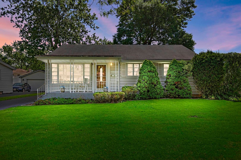 3906 Eagle Ln, Rolling Meadows, IL 60008 - photo 1