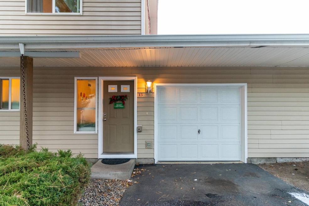 001_Front_Door_MG_9735
