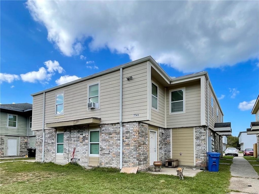 7741 S Coronet Ct, New Orleans, LA 70126 - photo 1