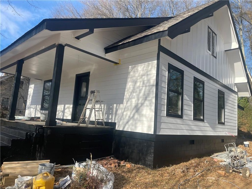 View of side of home