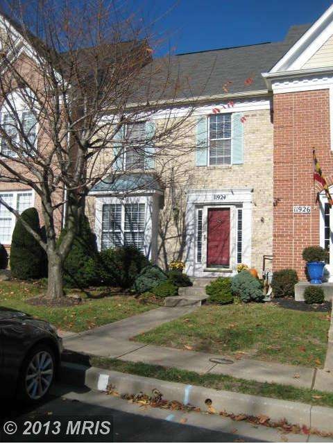 11924 Mays Chapel Rd, Lutherville Timonium, MD 21093 - photo 1