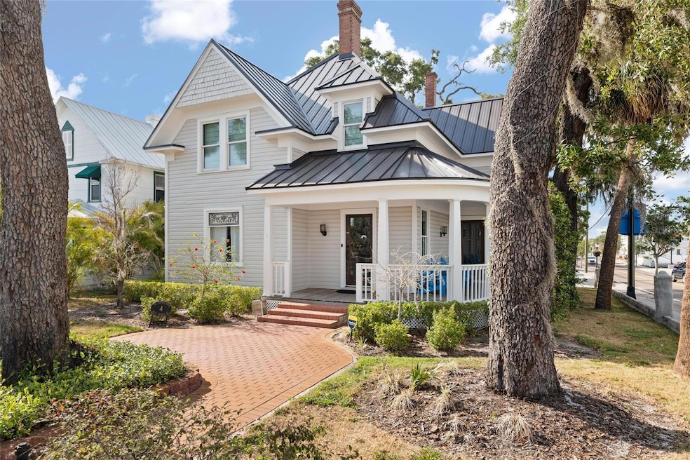 4 W Orange St, Tarpon Springs, FL 34689 - photo 1