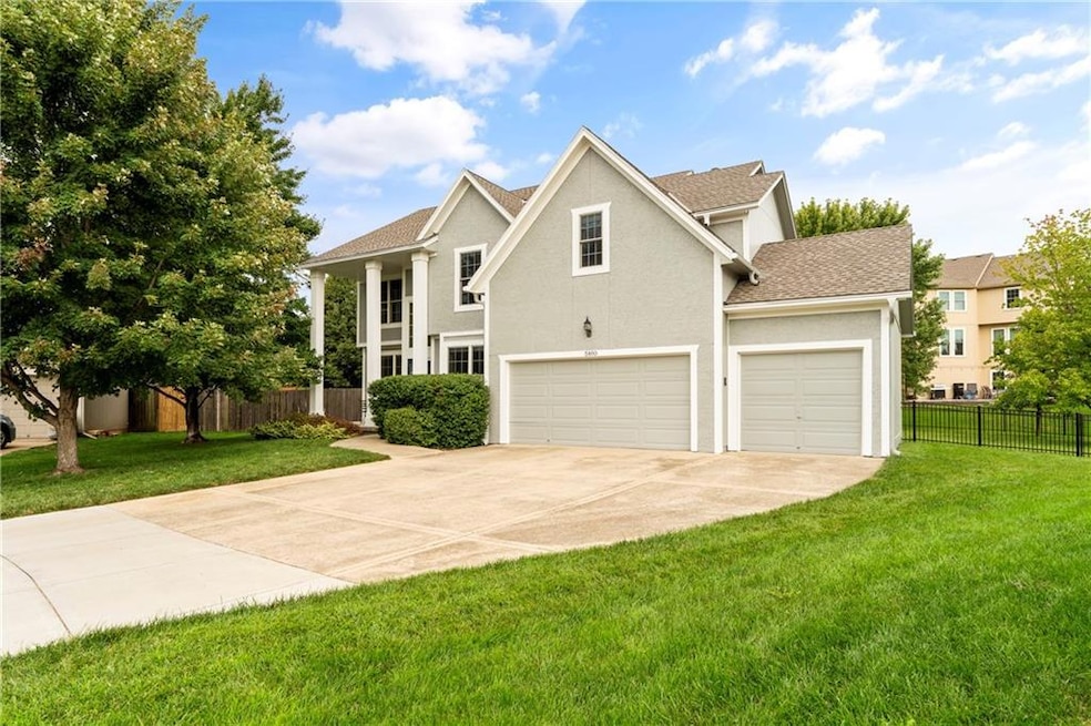 5810 Theden St, Shawnee, KS 66218 - photo 1