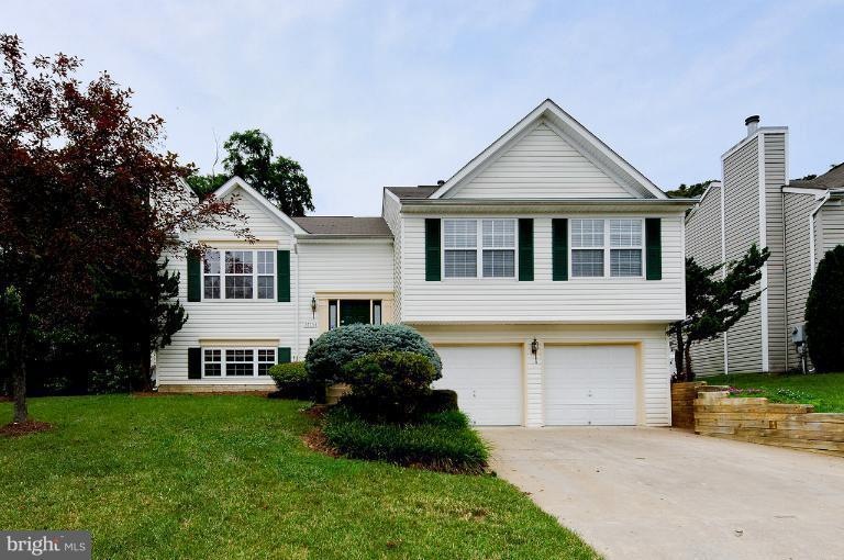 37764 Sutton Dr, Purcellville, VA 20132 - photo 1