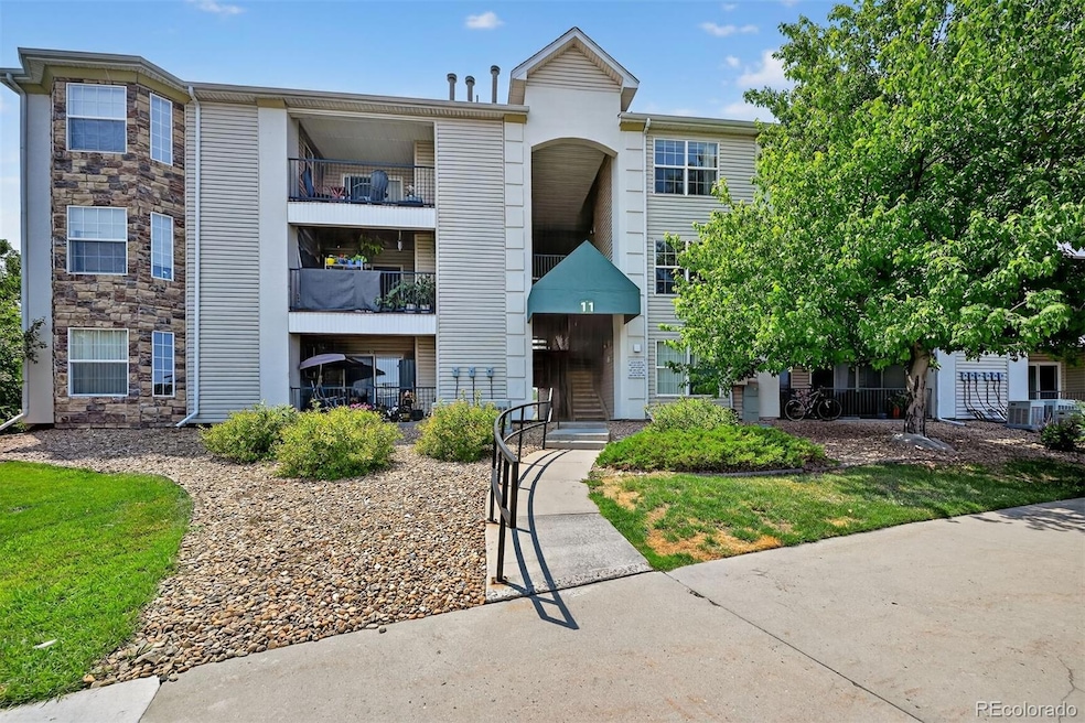 12208 W Dorado Place unit 306, Littleton, CO 80127 - photo 1
