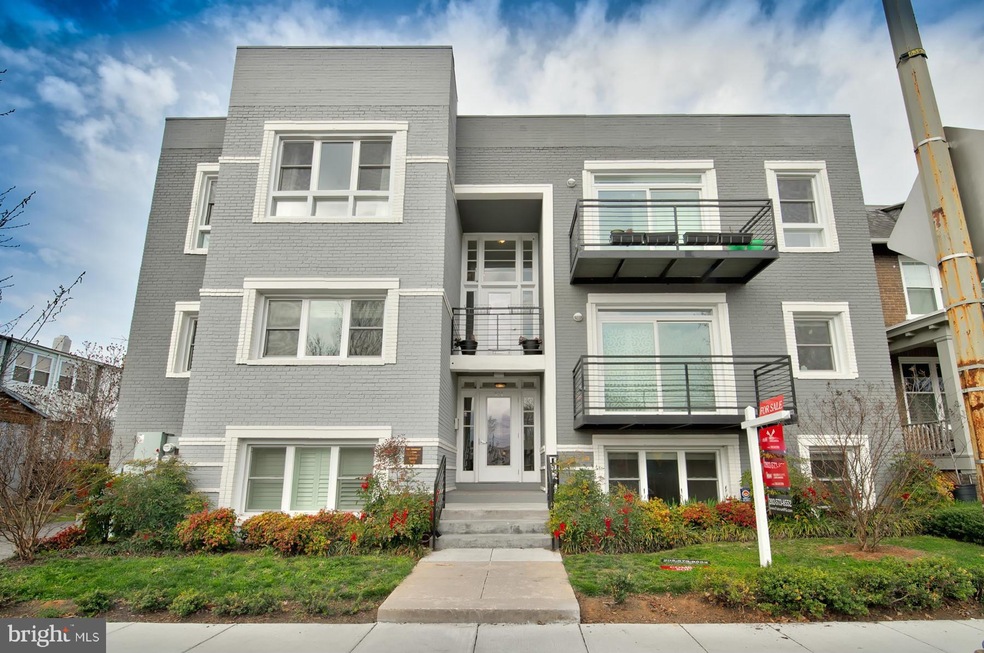 321 18th St SE unit 4, Washington, DC 20003 - photo 1