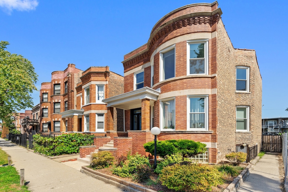 6239 S Langley Ave unit 2, Chicago, IL 60637 - photo 1