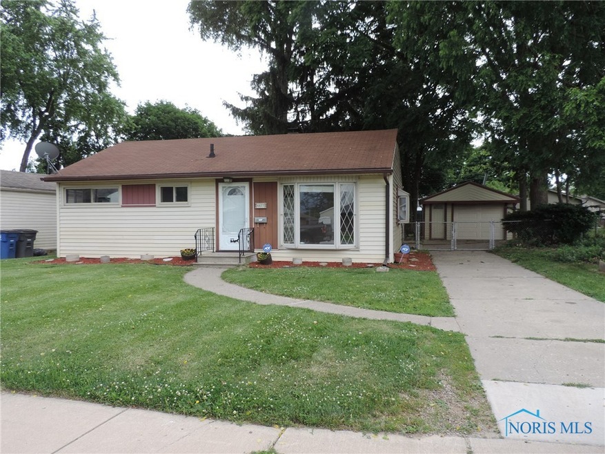 4477 290th St, Toledo, OH 43611 - photo 1