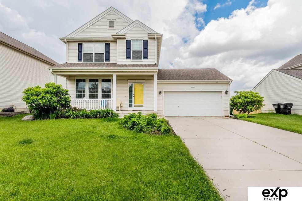 2205 S Mineral Dr, Papillion, NE 68046 - photo 1