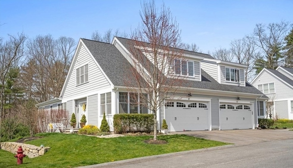 8 Lakepoint Way unit 4, Hopkinton, MA 01748 - photo 1