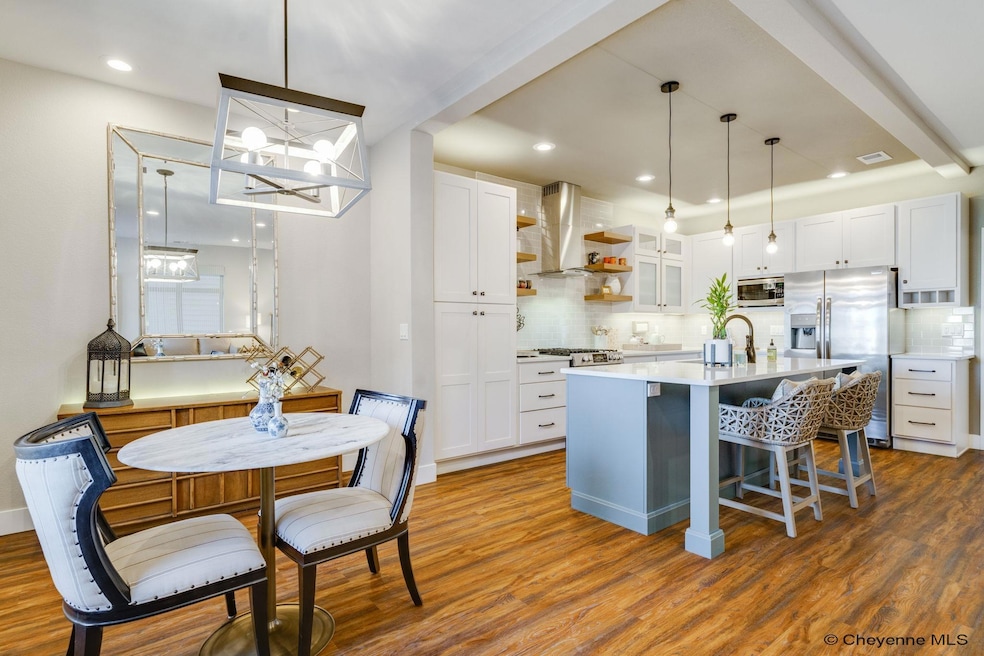 521 W 17th St, Cheyenne, WY 82001 - photo 1