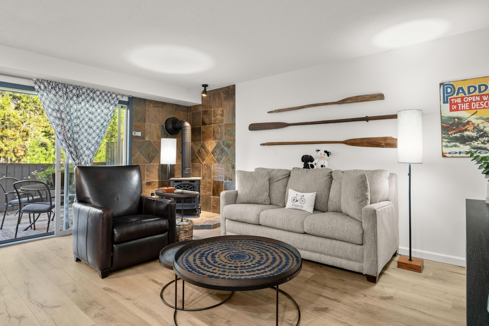 57057 Abbot House Ln unit 9, Sunriver, OR 97707 - photo 1