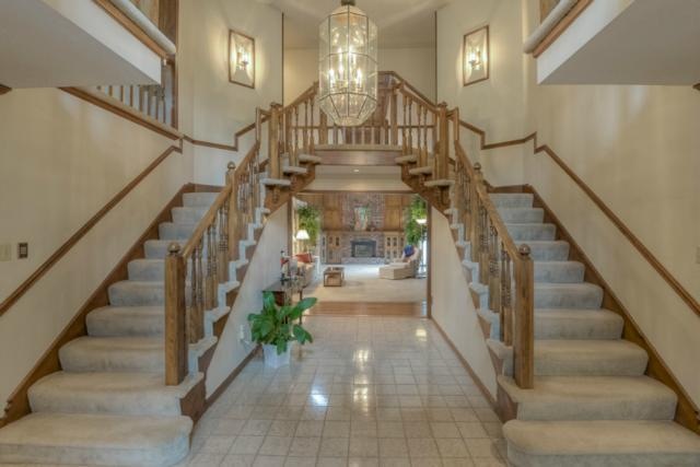 Imagine coming home to this grand entrance everyda