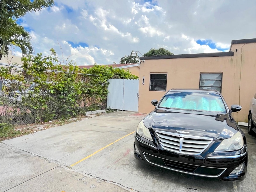 236 E 14th St unit B, Hialeah, FL 33010 - photo 1