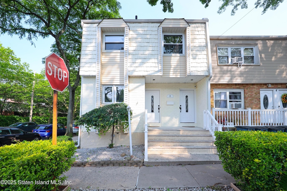 2 Remsen St, Staten Island, NY 10304 - photo 1