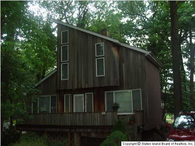 101 Cheshire Place, Staten Island, NY 10301 - photo 1