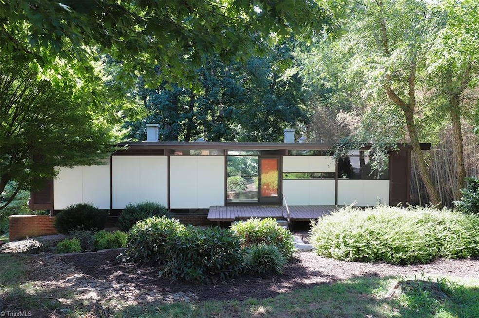 Under Contract $399,800