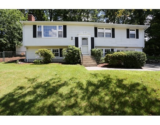 17 Richardson Rd, Hudson, MA 01749 - photo 1