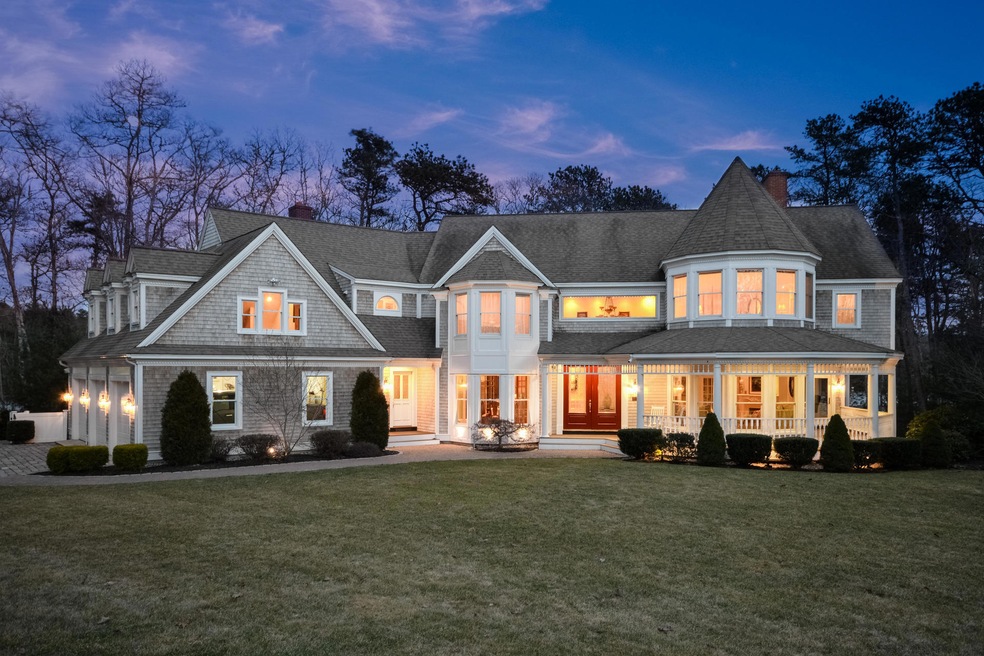 117 Pattee Rd, East Falmouth, MA 02536 - photo 1