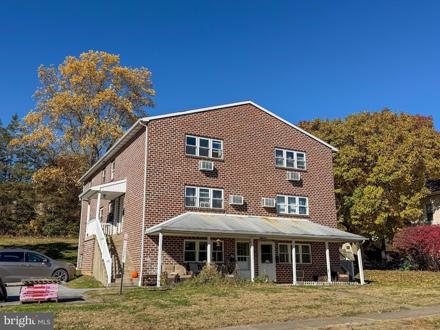 607 N High St, Duncannon, PA 17020 - photo 1