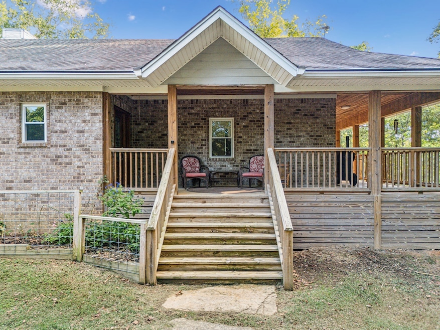 Sold $890,000