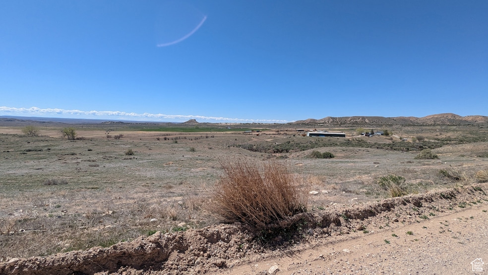 For Sale $102,000 • Co-Listing Agent