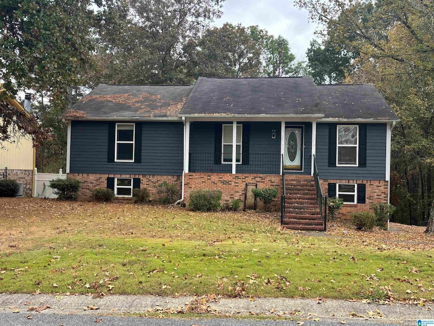 1633 Caribbean Cir, Alabaster, AL 35007 - photo 1