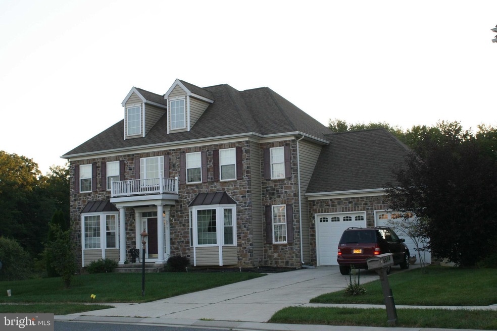 5512 Overlook Cir, White Marsh, MD 21162 - photo 1