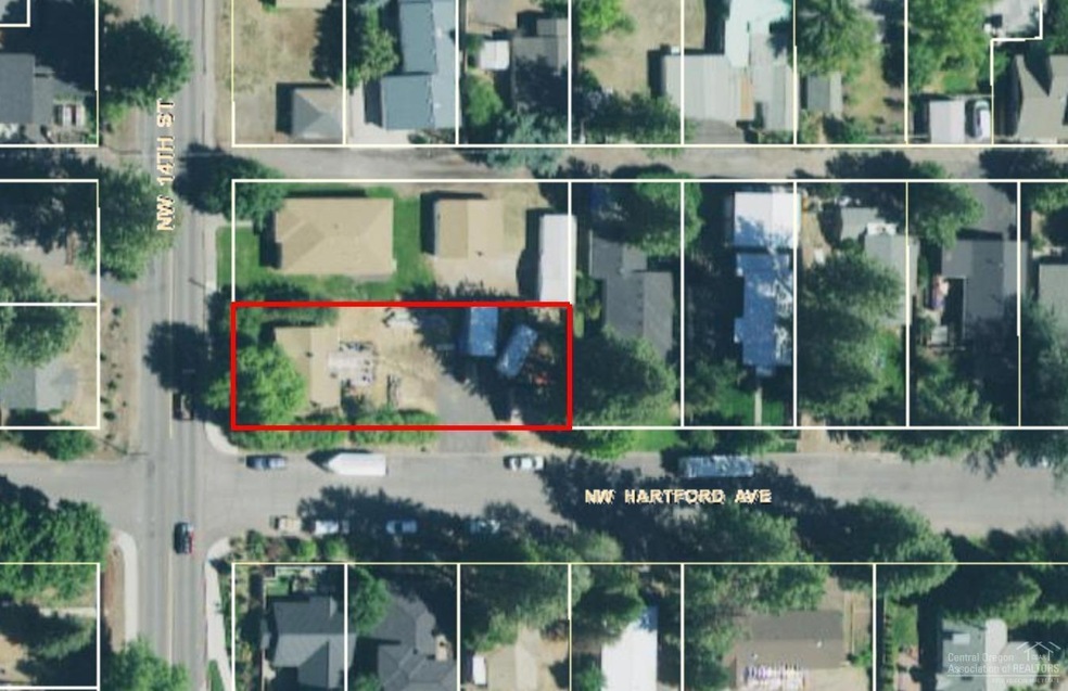 804 NW 14th St, Bend, OR 97701 - photo 1