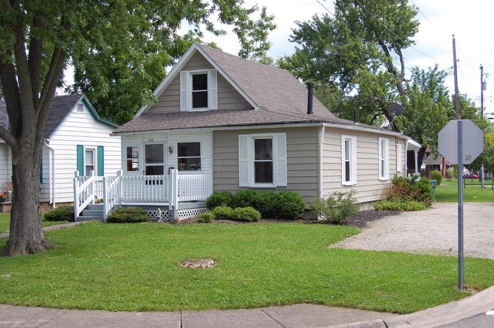 635 W 8th St, Marysville, OH 43040 - photo 1