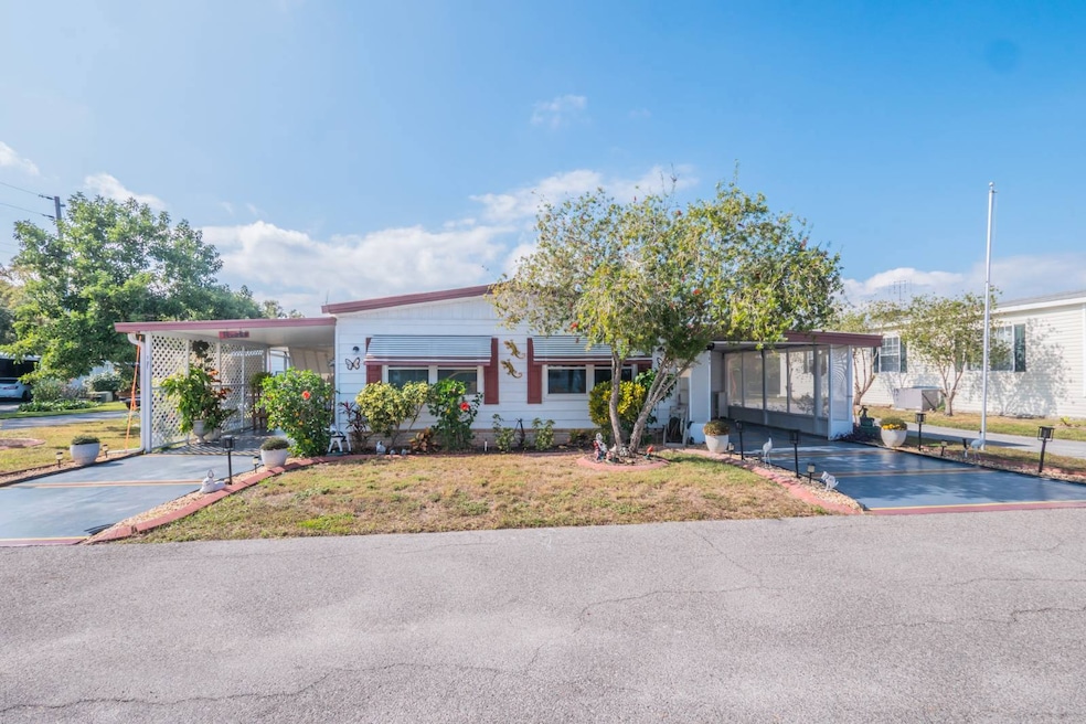 101 Lakeview Dr, Leesburg, FL 34788 - photo 1