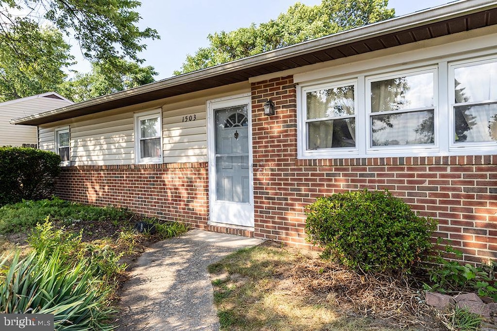 1503 Tieman Dr, Glen Burnie, MD 21061 - photo 1