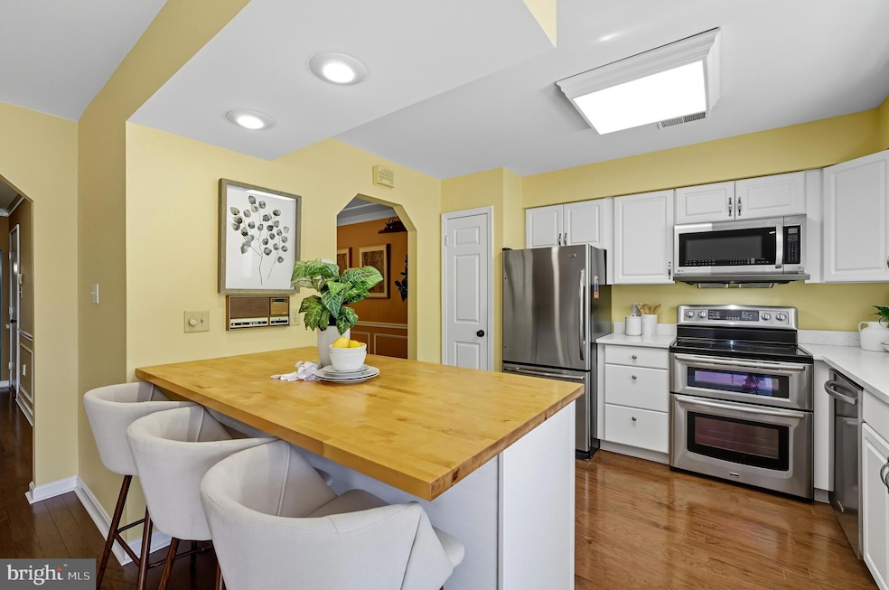 Under Contract $497,000